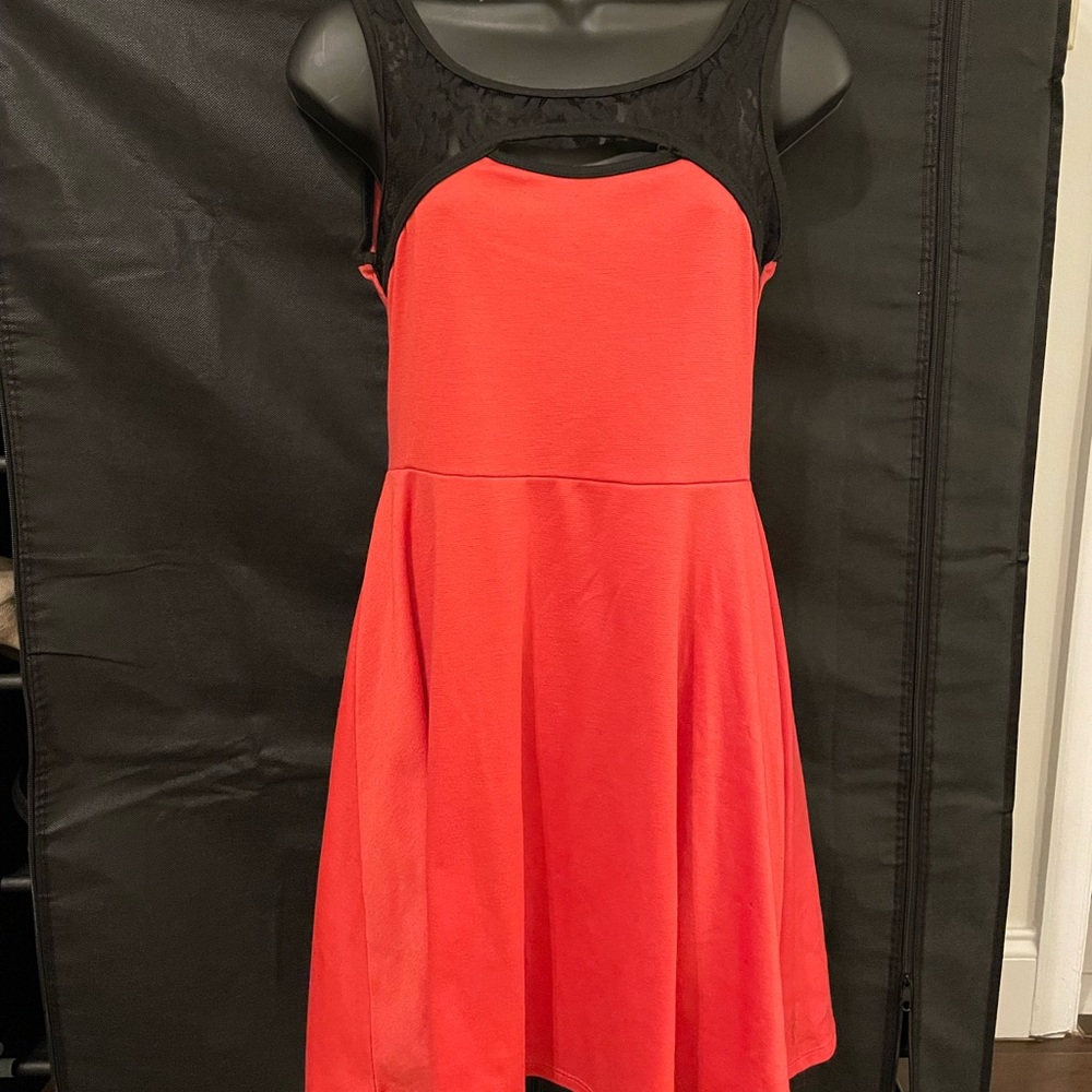 4/$40 sleeveless dress